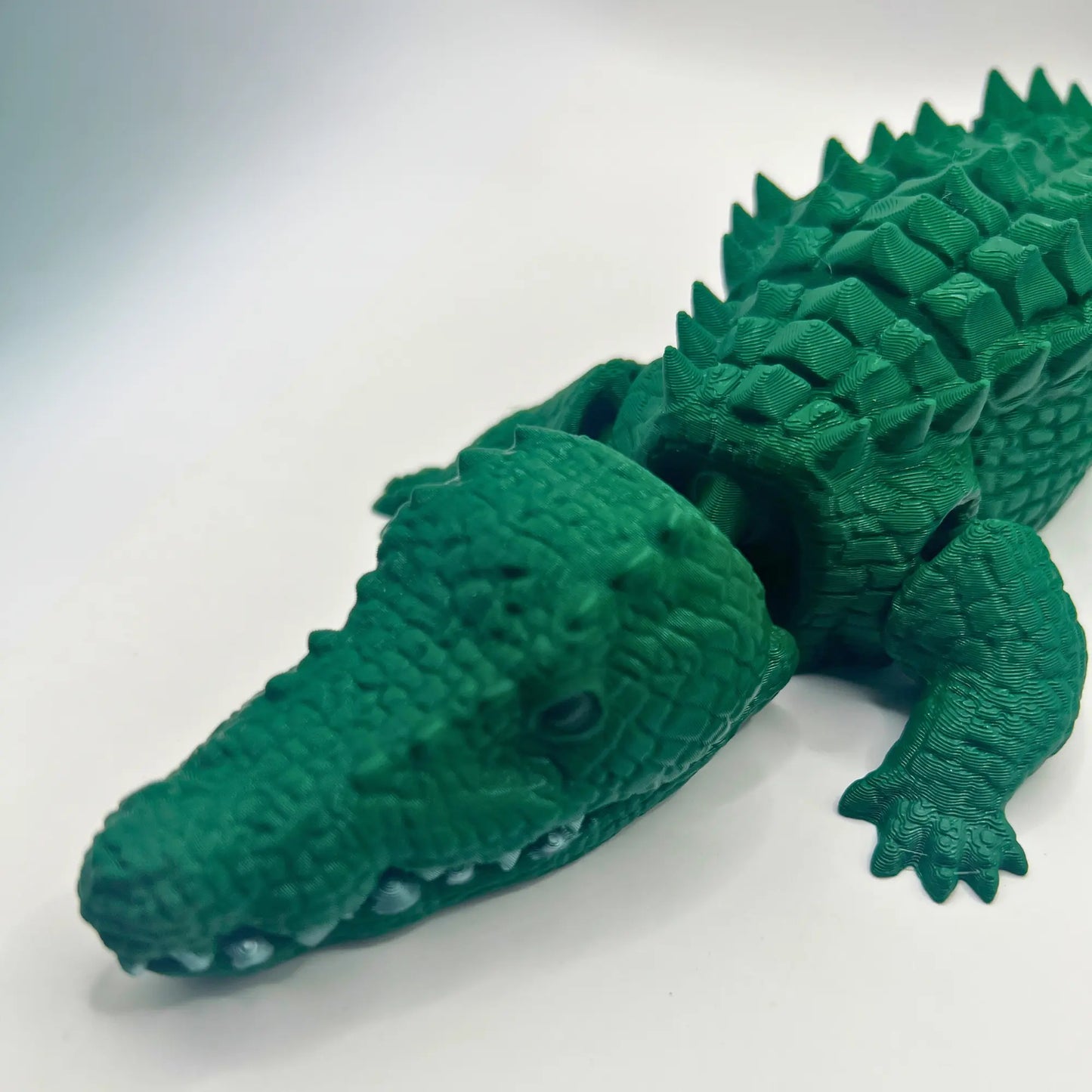 Snap Articulated Crocodile – The Ultimate Desk Companion - CraftyLabz